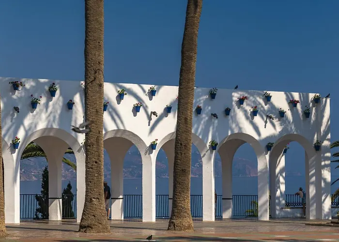 Apartamento De 2 Dormitorios Vista Mar Con Parking